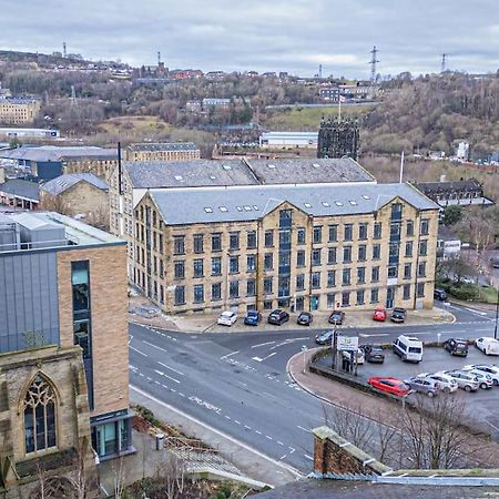 Chic Mill Conversion Beside Piece Hall & Eureka! Halifax Dış mekan fotoğraf